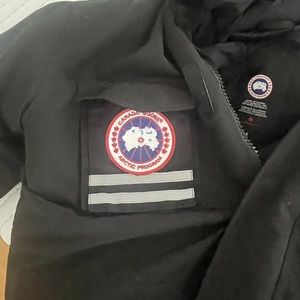 2021 GRY LABEL HOLOGRAMA TAG BLACK CANADÁ GOOSE SNOW MANTRA MÉDIUM PARKA JACKET.